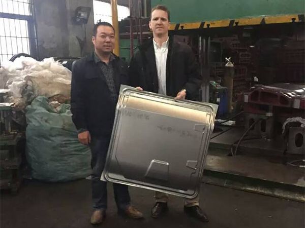  合作交流